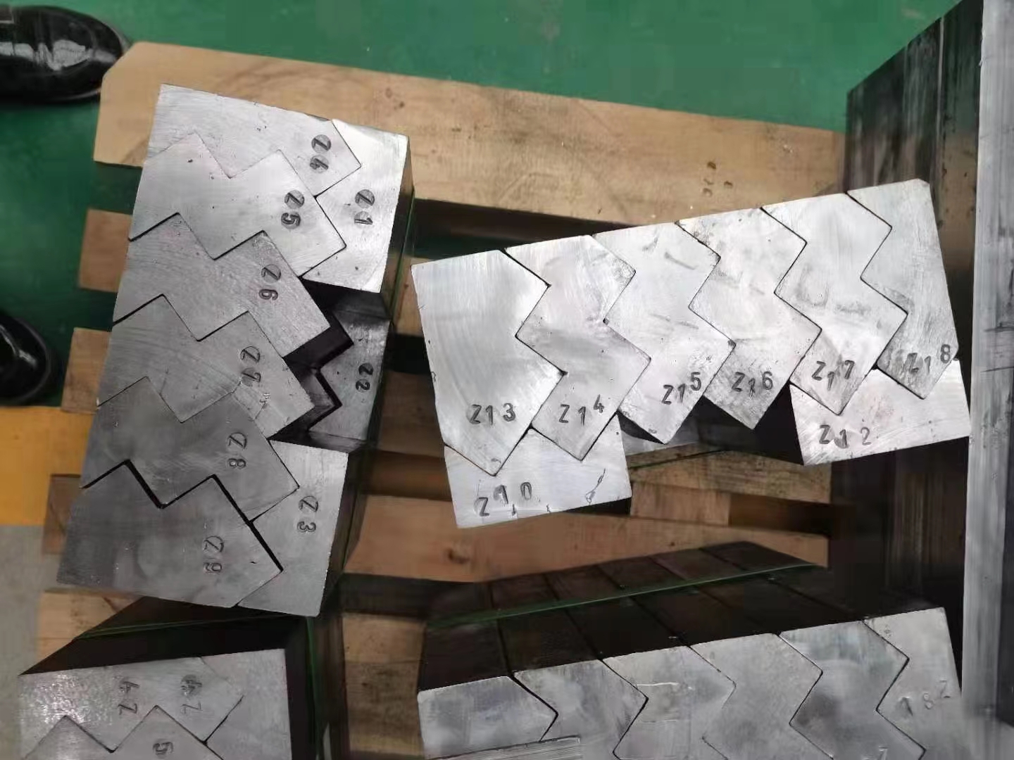 大理工业配重铅块